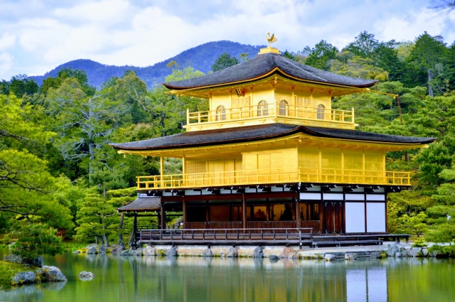 口豪奢 金閣寺（鹿苑寺）の写真スポット - 京都で一番親切な写真屋さん 少女漫画
